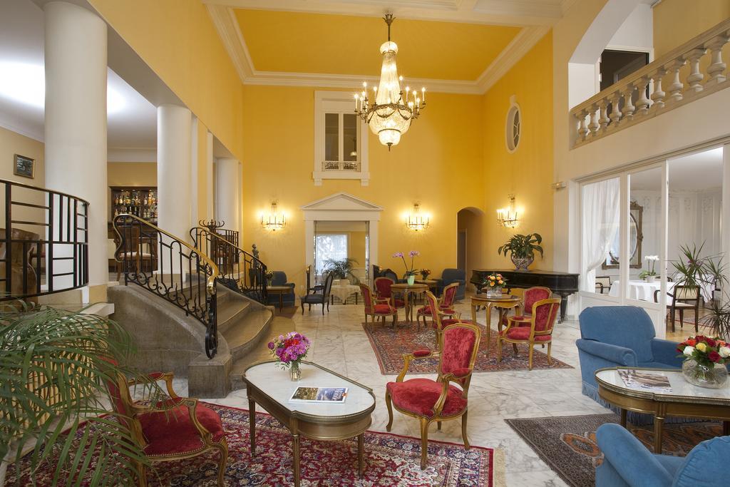Logis Hotel Royal Saint-Mart Royat Exteriér fotografie