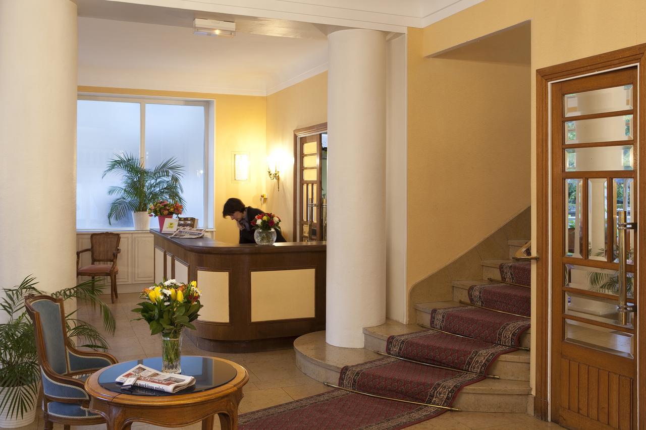 Logis Hotel Royal Saint-Mart Royat Exteriér fotografie